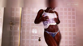 Milky shower: Big Ass, Amateur  Babe Porn