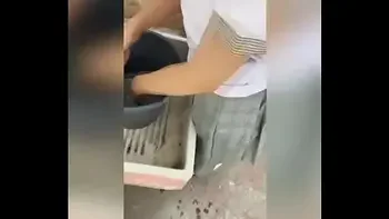 Sexo Publico con ESTUDIANTE Puta Mexicana! FOLLANDO RAPIDITO con Mi VECINA Colegiala Mexicana en la AZOTEA Mientras LAVA la ROPA, Sus Papas la Mandaron a Lavar la ROPA y Regresó BIEN COGIDA! Video Casero Real!