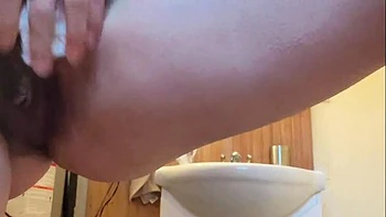 sweethanajapanese teen pissing on toilet - hairy pussy squirts water