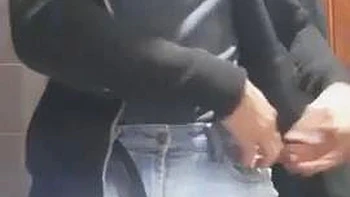 Ajx he masturbates in the bathroom and calls his wife: Handjob, Fansly  Cumshot Porn