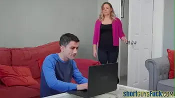 Bigass cougar nailed in both holes by hung little guy