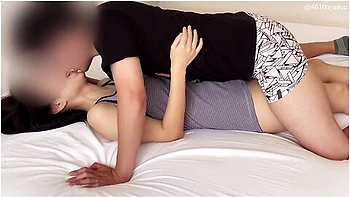 [married Woman Personal Shooting] A Whip Whip Cute Wife Who Got Acme Three Times With Fingering And Sex, The Condom Was Torn And A Little Semen Leaked In The ... (amateur Japan Couple / Gonzo / Kiss / Big / Big Ass / Japanese / Asian