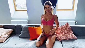 I Meet With Spanish Pornstar Lya Missi In My House