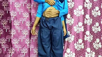 Indian Virgin Schoolgirl First Time Sex with Boyfriend - Desi Teen Puja Anal Doggy Style