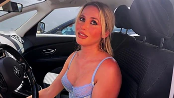 Clara, 38, seeks pleasure above all ... - Jacquie et Michel TV