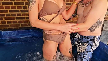 Crystal wants to give it her all with Manéa! - Jacquie et Michel TV