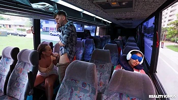 Kai Jaxon And Victoria Sweet In Lexi Sneaky Bus Fuck With Next To