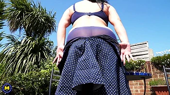 Curvy British Housewife Devon Breeze Plays with Her Pussy in the Garden