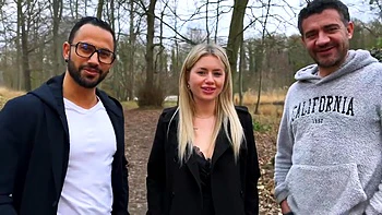 Aurora, 39, offers a sequel to her adventures... - Jacquie et Michel TV