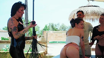 House of Love Ep2-5 Lustery couples watch spanking session