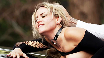 Maya gets caught on the hood of the car! - Jacquie et Michel TV