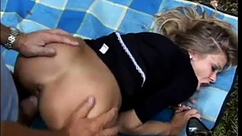 Alisha Laine - Waldpicknick: Blowjob, Doggy  Cowgirl Porn