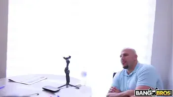 BANGBROS - Behind The Scenes With Latin Teen Kira Perez And Jmac!