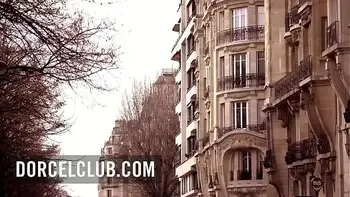 Romantic threesome with Jessie Volt and Anissa Kate