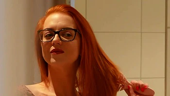 Crystal takes care of her anal frustration... - Jacquie et Michel TV