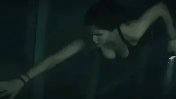 Alexandra Daddario (pechos Hot)