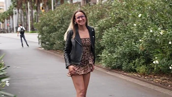 The greedy Katy is spoiled! - Jacquie et Michel TV