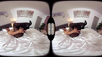 Lotta Black Pantyhose & Court Shoes Bares Her Feet For Your Pleasure