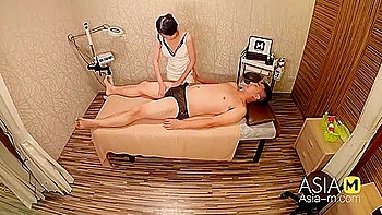 Featuring Babys Petite Clip