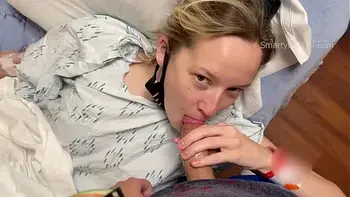 I BLEW MY BOYFRIEND IN THE HOSTPITAL PRE-OP ROOM - THE SURGEON ALMOST CAUGHT US!!! FT. SmartyKat314 and @lofi dreamz