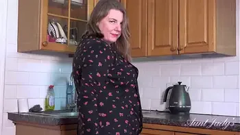 AuntJudys - Cookin' in the Kitchen with 50yo Voluptuous BBW Rachel