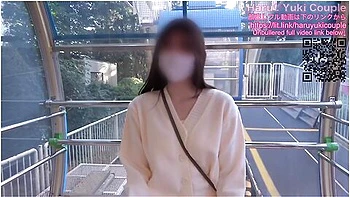 A Fair-skinned Beautiful Girl Exposes Her Tits On The Ferris Wheel And Gives A Blowjob! Creampie