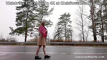 Shy Miss Sunset Repays Ride With Sloppy Car Blowjob