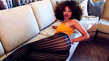 sexy ebony girl gets dicked through ripped pantyhose