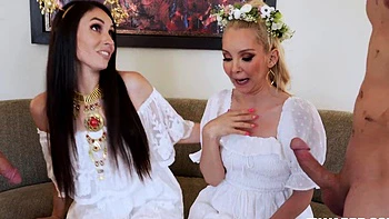 Freya Von Doom - Best Of Swappz - Swappz