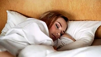 Cute teen blowjob and hard doggystyle fuck