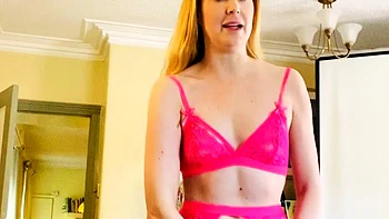 Amateur Horny Blonde Masturbates with Beer More webcamgirls