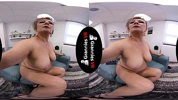 Sexy amateur mature blonde gives a great handjob at cum