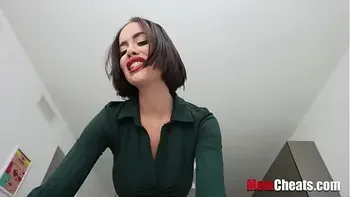 Step Mommy's Gonna Get You A Grade- Victoria June