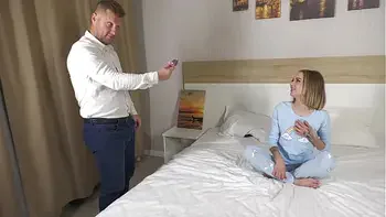 Petite 18yo Stepdaughter Goldie Small, with Body Weight of Only 37 kilograms Gets Anal Fucked Hard VG045