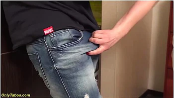 My Chubby Stepmom Begs To Be Fucked