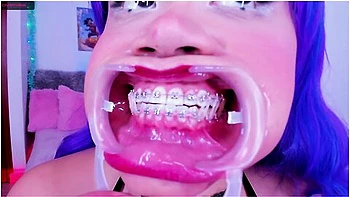 Lila Jordan, Suspenders, Braces