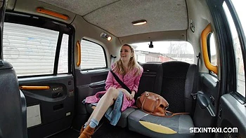 I want to show you how friendly I am ft. Charlie Forde: Blowjob, Licking  Amateur Porn