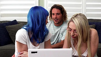 Two guys fucked two girls in a hot threesome sex session