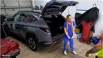 Roadside - Ashley Tee Gets Her Car And Her Pussy Worked On