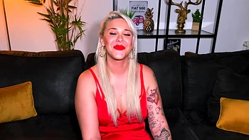 Gwen asserts herself more and more ... - Jacquie et Michel TV