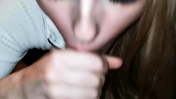 Homemade amateur teen blowjob