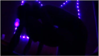 Young Guy Fucked Hot Milf And Cum In Pussy