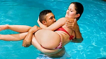 Outdoor poolside fuck with a busty brunette Bia Marques