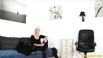 Chubby curvy blonde with big bottom Corinne Worder rides a good dick