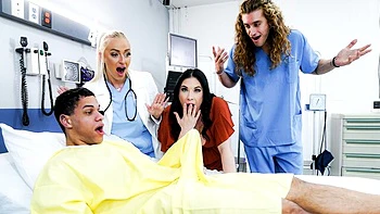 Elana Bunnz and Ivy Mae Lynn are enjoying these massive cocks