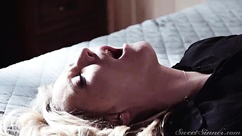 Good hard night fuck with a long-legged busty blonde Mona Wales