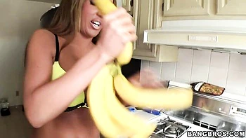 Beautiful face fucking session with a hot busty Richelle Ryan