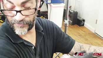 Kitty's asshole tattoo trailer