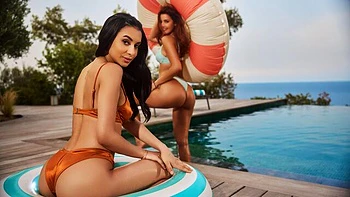 Insatiable Vanessa Alessia and Agatha Vega's cowgirl sex