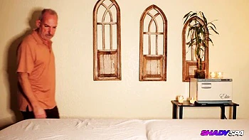 Harmonious Eli and Aria's cumshot movie